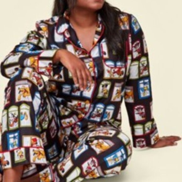 Disney Other - Disney | Macy's Women's 2-Pc Balloon Windows Notch-Collar Pajama - NIP